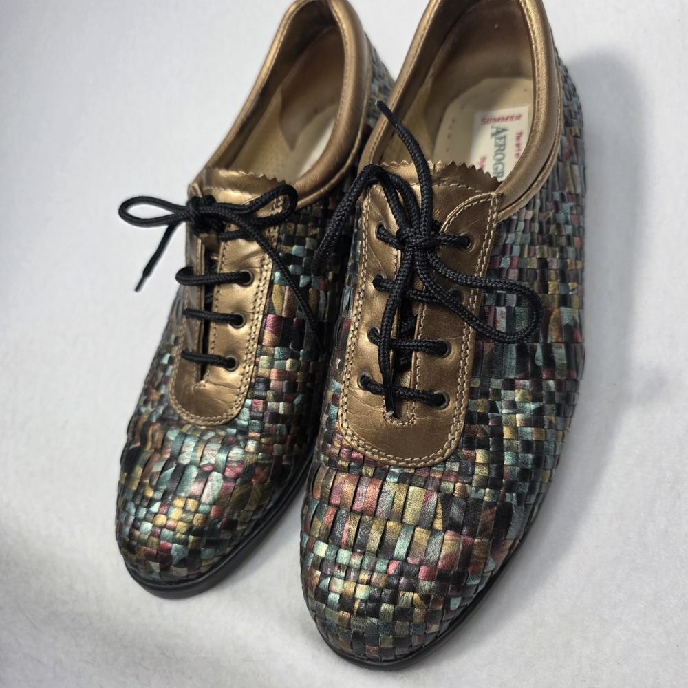 AEROGREEN SUMMER Women's Iridescent Woven Leather Golf Sneakers Spikes Size 7.5